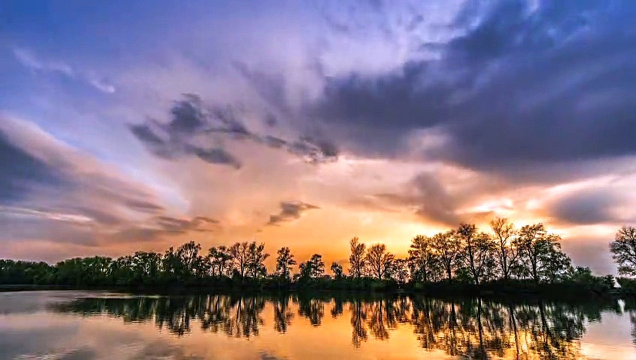 beautiful cloudy red and blue sky | romentic blue sky