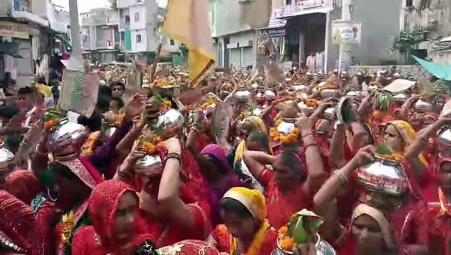 कलश यात्रा में उमड़ा श्रद्धा का सैलाब