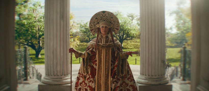 Crítica 'Mansión encantada', película aburrida y sin sentido