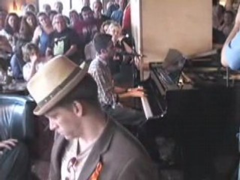 Brendan James live @ KGSR – Hero’s Song