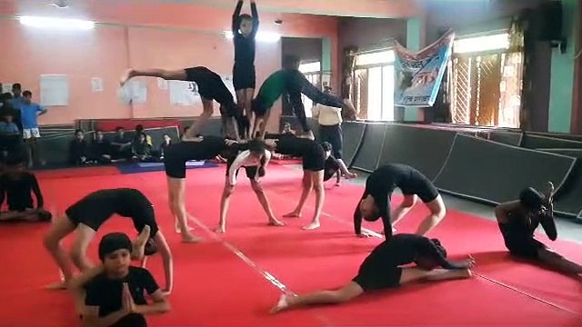 प्रतियोगिता में बच्चे और युवा हुए शामिल, 18 लोगों ने ही हर विद्याओं को किया पूरा