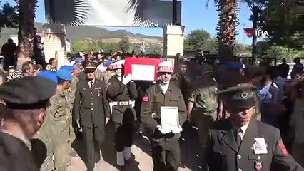 Mehmet Can, qui a été martyrisé dans le nord de l'Irak, a fait ses adieux à son dernier voyage dans sa ville natale d'Osmaniye.