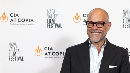 Alton Brown's Chocolate Pie Is Going Viral for Using a Surprising Protein-Packed Ingredient