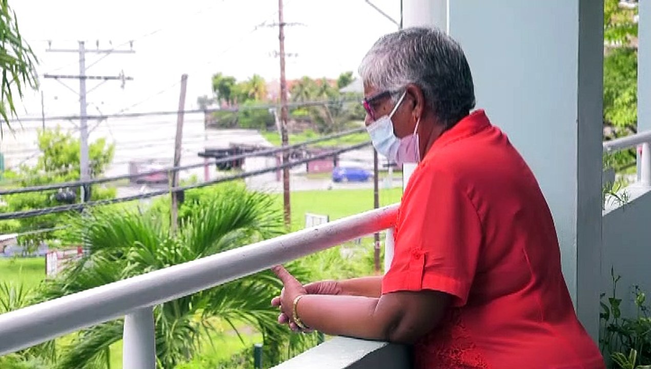 OILY SEWAGE WATER: 2 RESIDENTS COMPLAIN