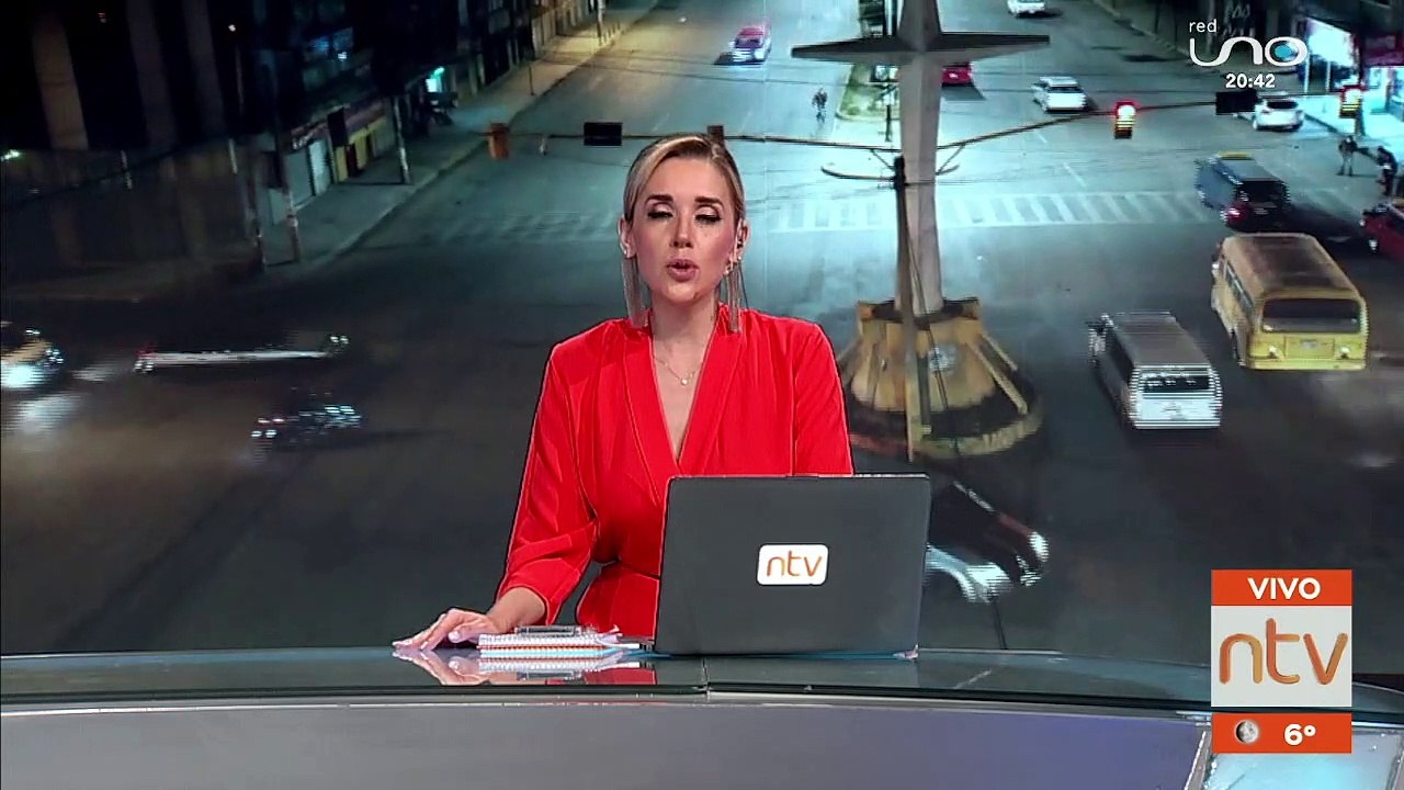 Antisociales roban un vehículo en cuestión de minutos