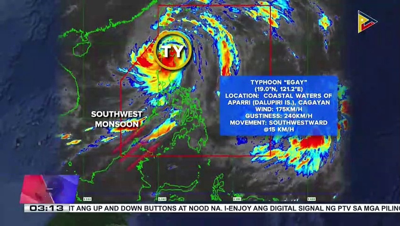 DSWD at PDRRMO, namahagi ng relief goods sa mga na-stranded na truck sa Camarines Sur