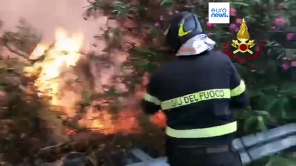 Италия: жертвы пожаров и ураганов
