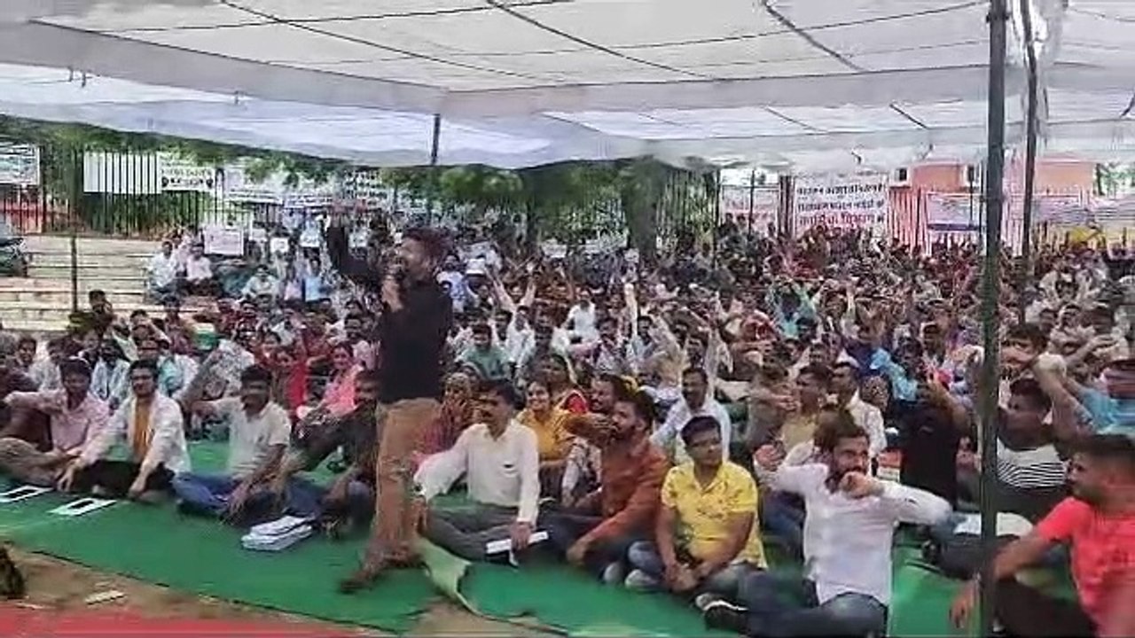 -- पीटीआई और अध्यापक भर्ती में फर्जी डिग्री-सर्टिफिकेट की जांंच हो, बने कानून