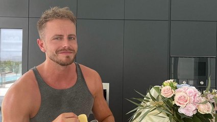 Wow: Julian Claßen zeigt ganz verschwitzt seine krassen Muskeln