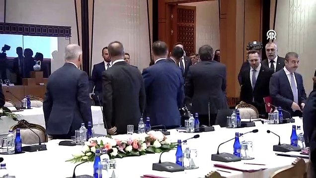 Külliye'deki ekonomi zirvesi sona erdi: Temel hedef enflasyonu tek haneye düşürmek