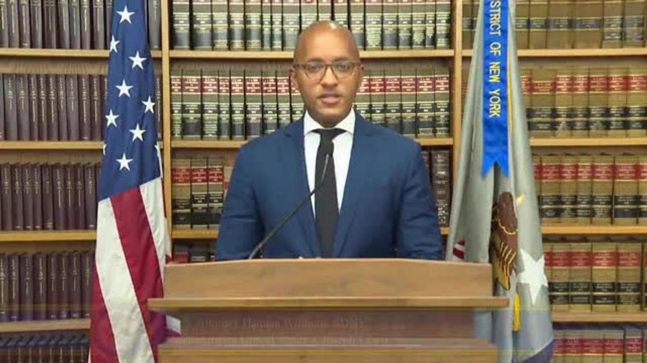 Tottenham-Besitzer Lewis in den USA angeklagt