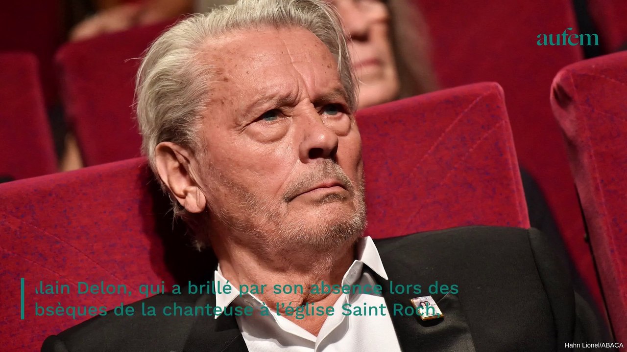 Obsèques de Jane Birkin : le mot touchant laissé par Alain Delon, grand absent de la cérémonie