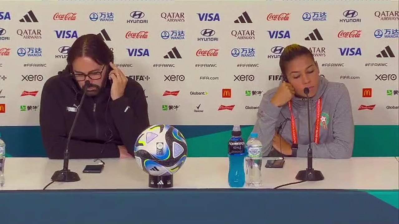La question hallucinante d’un journaliste de la BBC à Reynald Pedros, sélectionneur de l’équipe nationale féminine du Maroc, et à sa capitaine Ghizlane Chebbak
