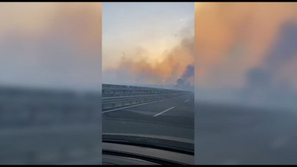 Incendi, inferno di fuoco sulla Palermo-Catania