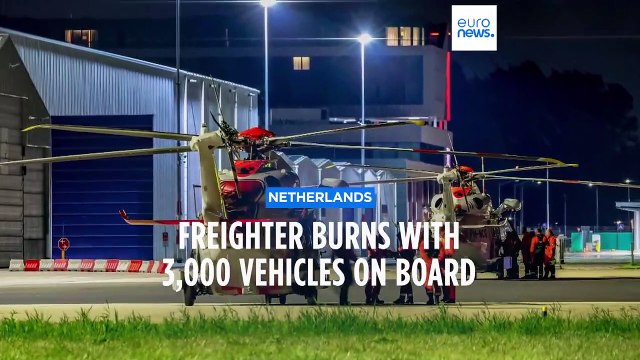 Hollanda açıklarında 3 bin araç taşıyan gemi yanıyor! 1 kişi hayatını kaybetti