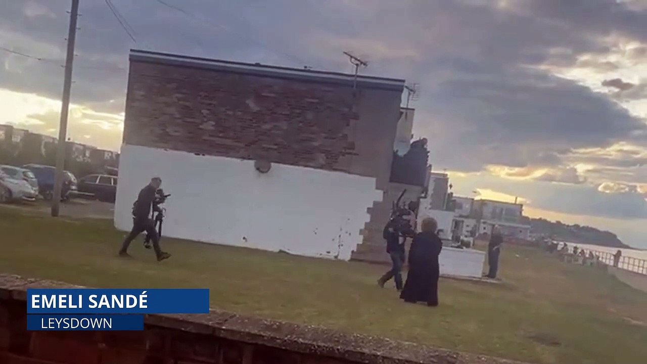 Emeli Sandé films music video on Sheppey