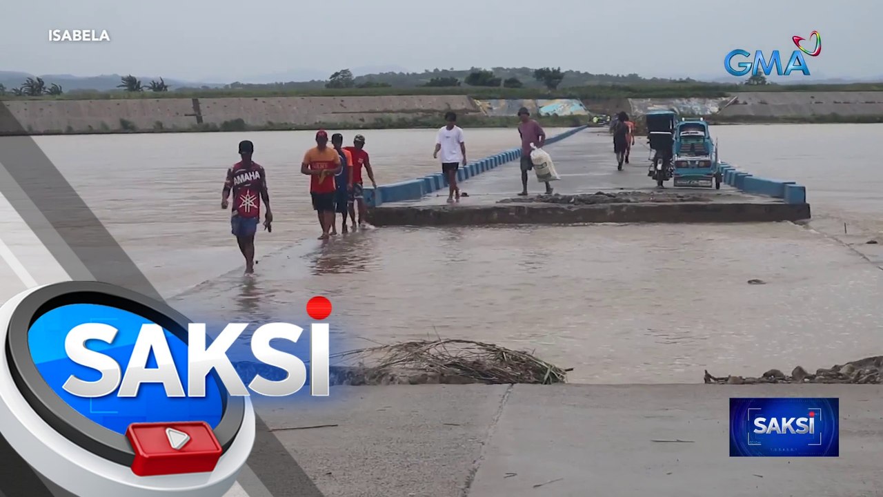 Bahagi ng Baculod Bridge, nasira dahil sa malakas na agos ng Cagayan river | Saksi
