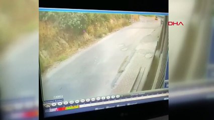 Une voiture conduite par un conducteur sans permis a heurté 4 personnes à Başakşehir