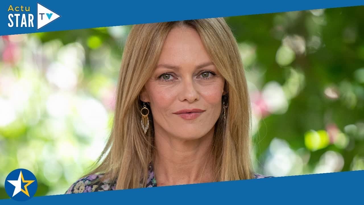 "P*tain j'en reviens pas" : Vanessa Paradis moquée par un jeune acteur en pleine interview