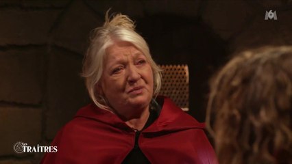 "C’est trop pour moi ! " : En larmes Charlotte de Turckheim menace de quitter Les Traîtres