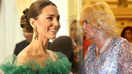 Kate seems indifferent to the Queen's jewelry while Camilla loves it   Vogue director claim