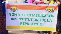 Golpe in Niger, sostenitori del presidente Bazoum protestano per il suo arresto