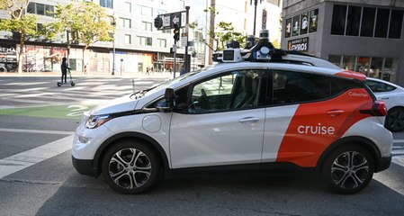Şoförsüz taksi San Francisco sokaklarında sürüşe çıktı