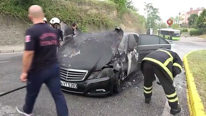 Test sürüşüne çıkardığı lüks otomobil alev alev yandı