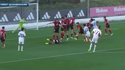 Le but fantastique de Théo Zidane