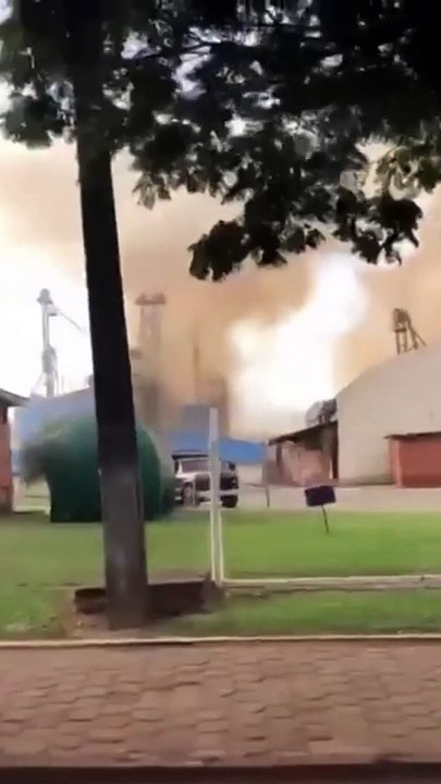 Explosões em silo de cooperativa agroindustrial no Paraná já deixou 8 pessoas mortas