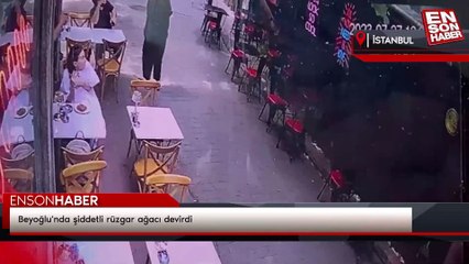 Tải video: Beyoğlu'nda şiddetli rüzgar ağacı devirdi