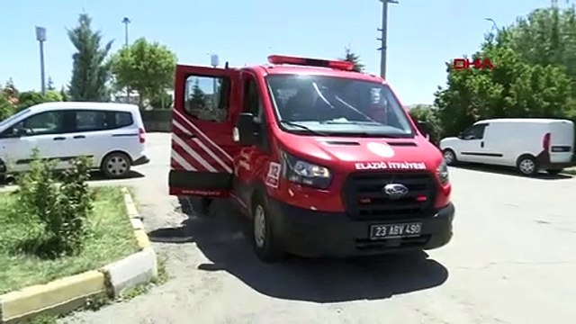 Les étudiants de l'école professionnelle de Şalpazarı de l'Université de Trabzon font des stages de lutte contre les incendies