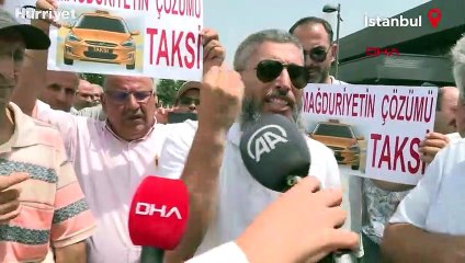 İstanbul'da minibüsten taksiye dönüştürülen araç sahiplerinden eylem