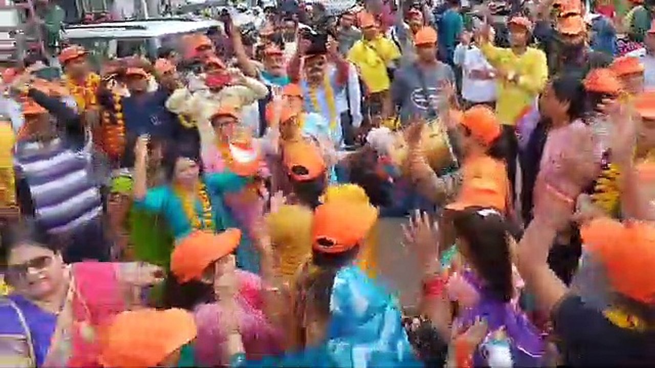अमरनाथ यात्रा में मजबूर यात्रियों के साथ घोड़े...