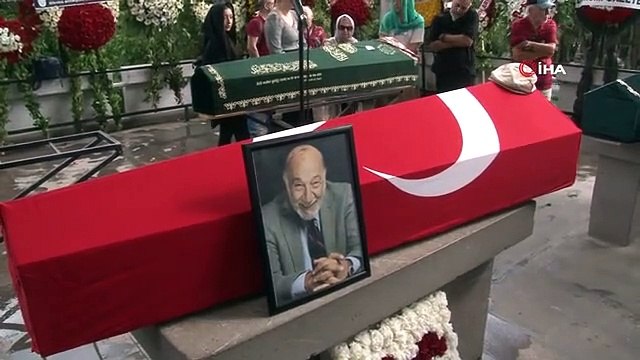 Le maître acteur Yılmaz Gruda a fait ses adieux à son dernier voyage