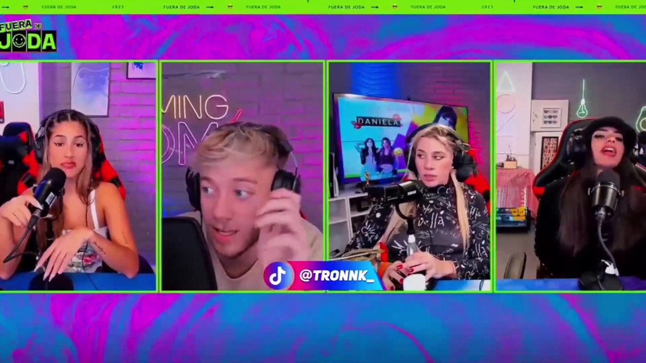 La reacción de Julieta Poggio cuando vió una foto de su exnovio con otro hombre