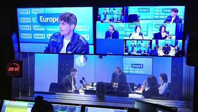 Théo Curin, nageur handisport et chroniqueur dans l'émission Aux Jeux Citoyens sur France 3