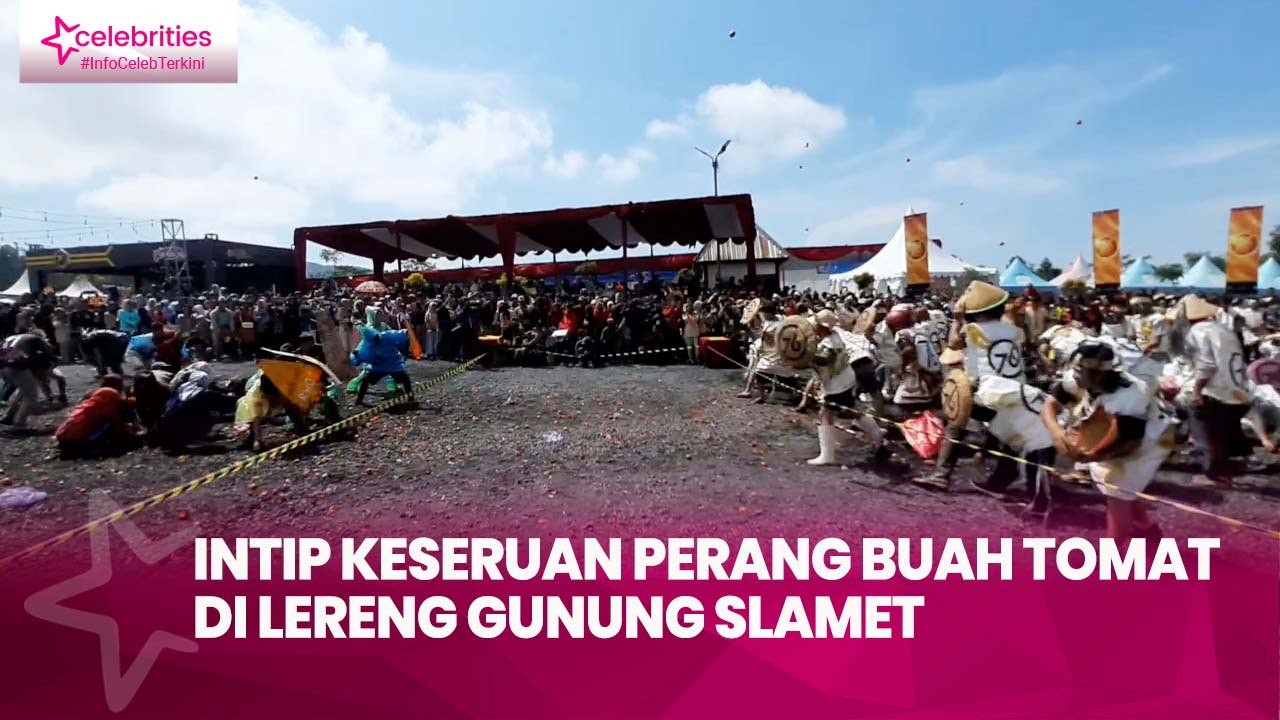 Intip Keseruan Perang Buah Tomat di Lereng Gunu...