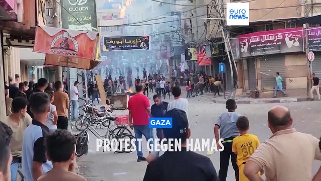 Protest artet aus: Hamas-Anhänger und -Gegner bewerfen sich mit Steinen