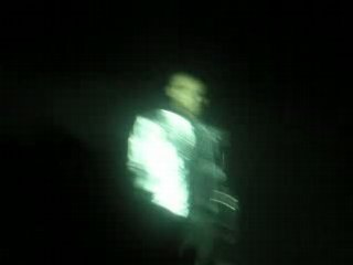 Chris brown - Help me (entrée)