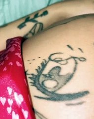 El bebé de Cazzu da pataditas