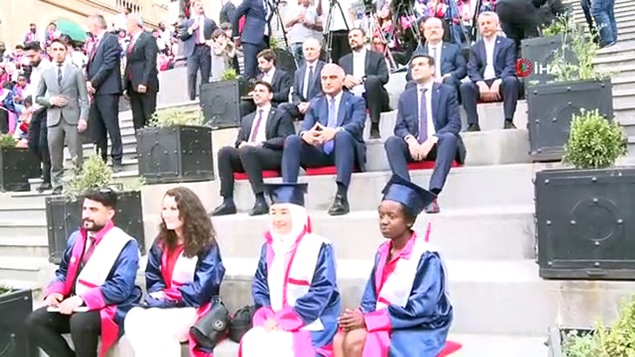 Ministre Ersoy： Même si nous sommes en Tanzanie, au Kenya, au Kosovo, en Palestine et au Venezuela, nos cœurs continueront toujours de battre ensemble.