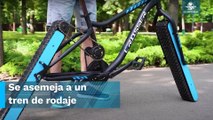 Extravagante, así es la bicicleta sin ruedas que sí funciona