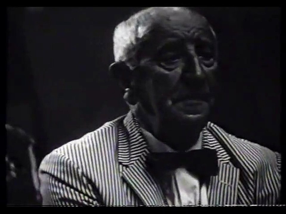 BONJOUR BALWYN (1971) 1h 8m. Director: Nigel Buesst. Cast: John Duigan, Peter Cummins, John Romeril, Patricia Condon, Barbara Stephens, Reg Newson, Camilla Rountree, Marcel Cugola, Jim Nicholas, Alan Finney, Peter Carmody, Shirley-Anne Kear.