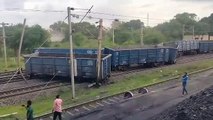 Goods train fell from Dhadam after passing 49 coaches, 8 coaches inclu