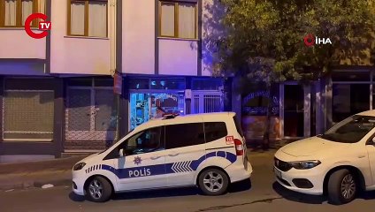 Ailesiyle kapının önünde otururken silahlı saldırıya uğradı