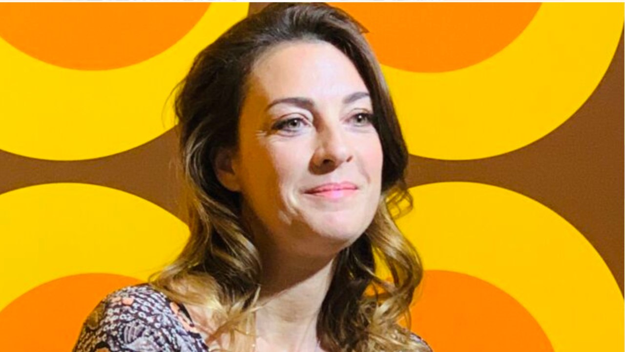 GALA VIDEO - Ève Angeli enceinte à 43 ans, elle profite de sa grossesse “magique” : “Je m’étais résignée”