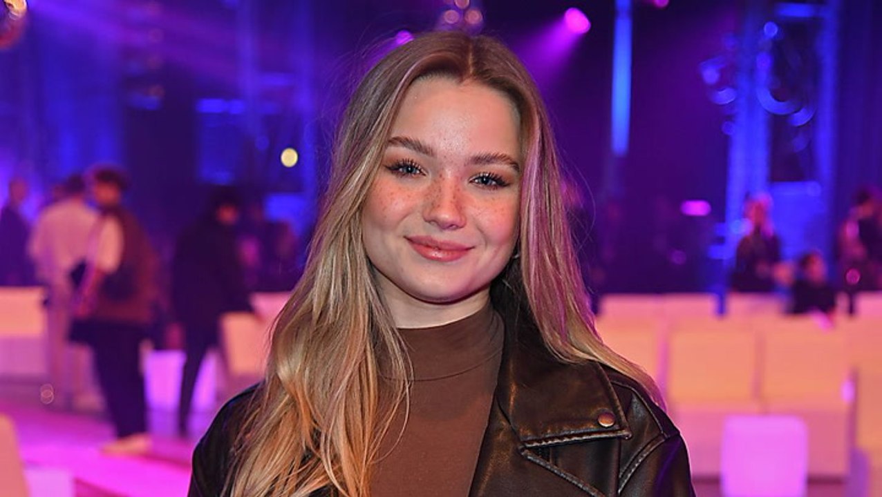 Julia beautx gibt urlaubseinblicke - und fans rasten aus