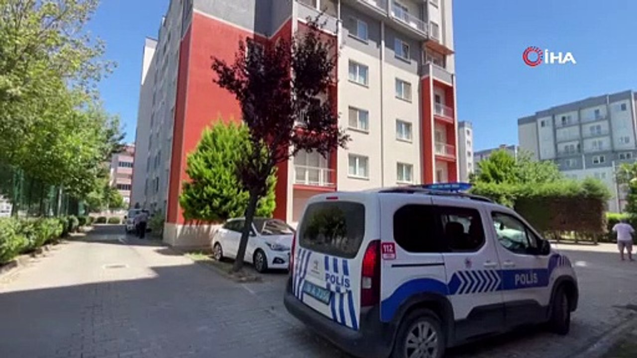 Cam balkon takarken 7. kattan düşen genç hayatını kaybetti