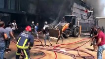 Un incendie se déclare dans une usine de traitement de fleurs à Antalya